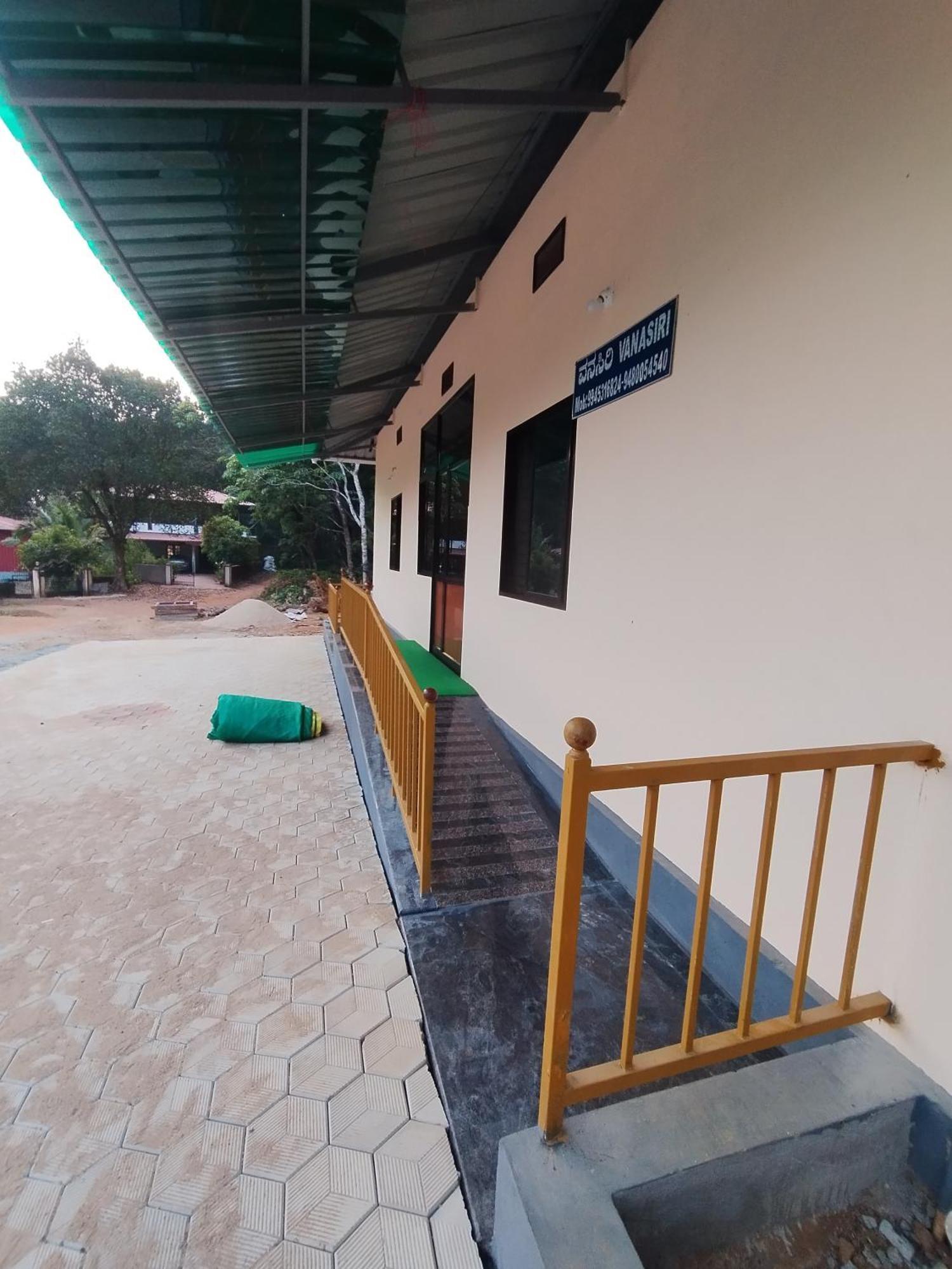Vanasiri Cottage Dharmastala Екстериор снимка
